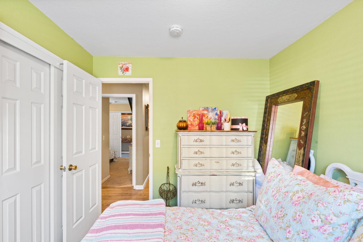 116 Fern Court Galt, CA 95632 - Photo 20 of 44 a bedroom with a bed and furniture