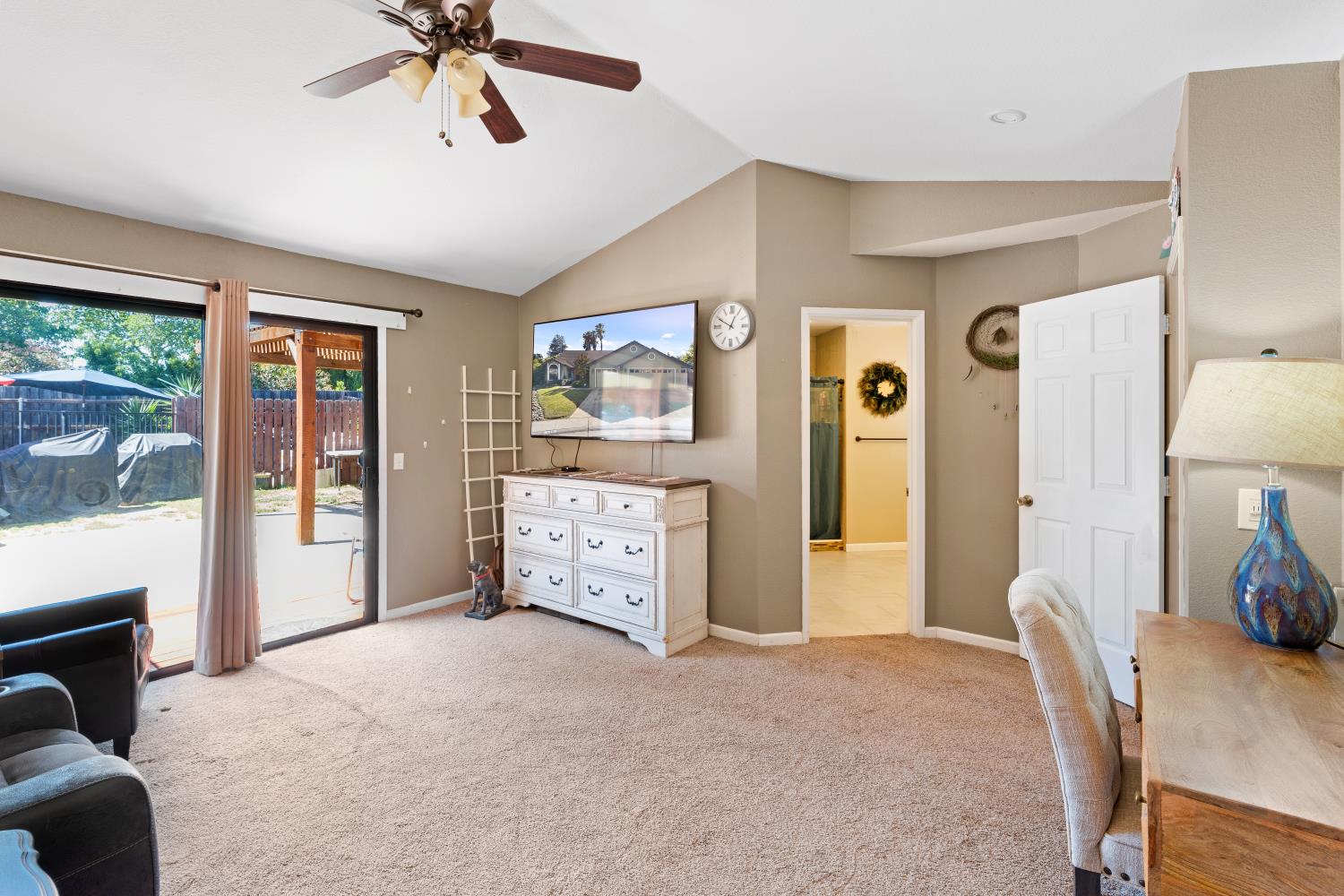 116 Fern Court Galt, CA 95632 - Photo 29 of 44 a view of a livingroom with furniture and a window