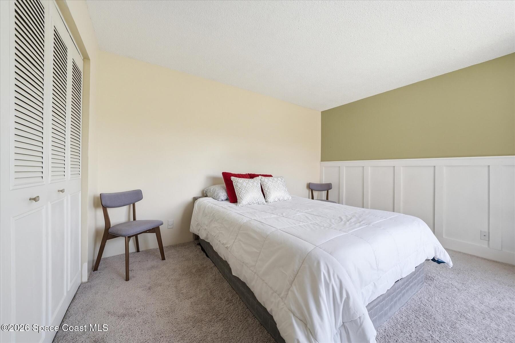 2012 Dan Court Palm Bay, FL 32905 - Photo 16 of 22 Guest bedroom