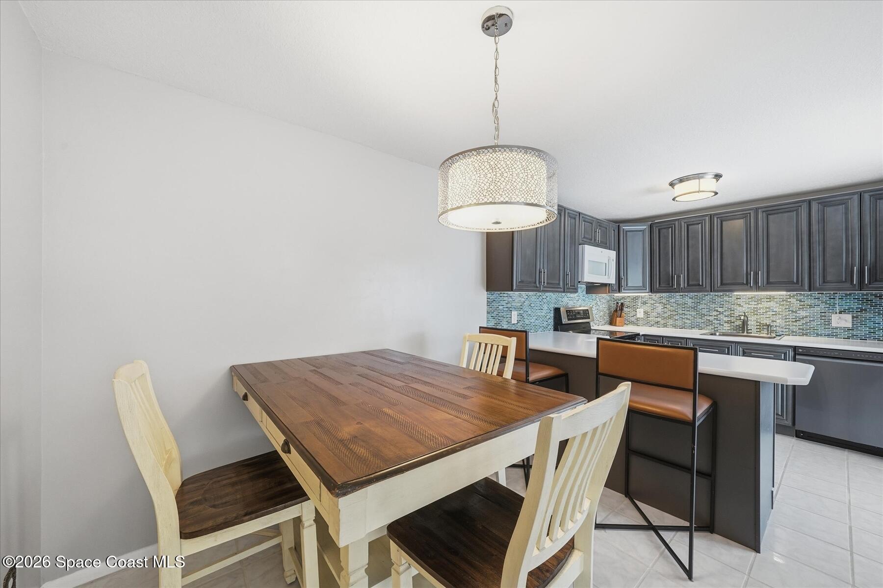 2012 Dan Court Palm Bay, FL 32905 - Photo 6 of 22 Dining and kitchen