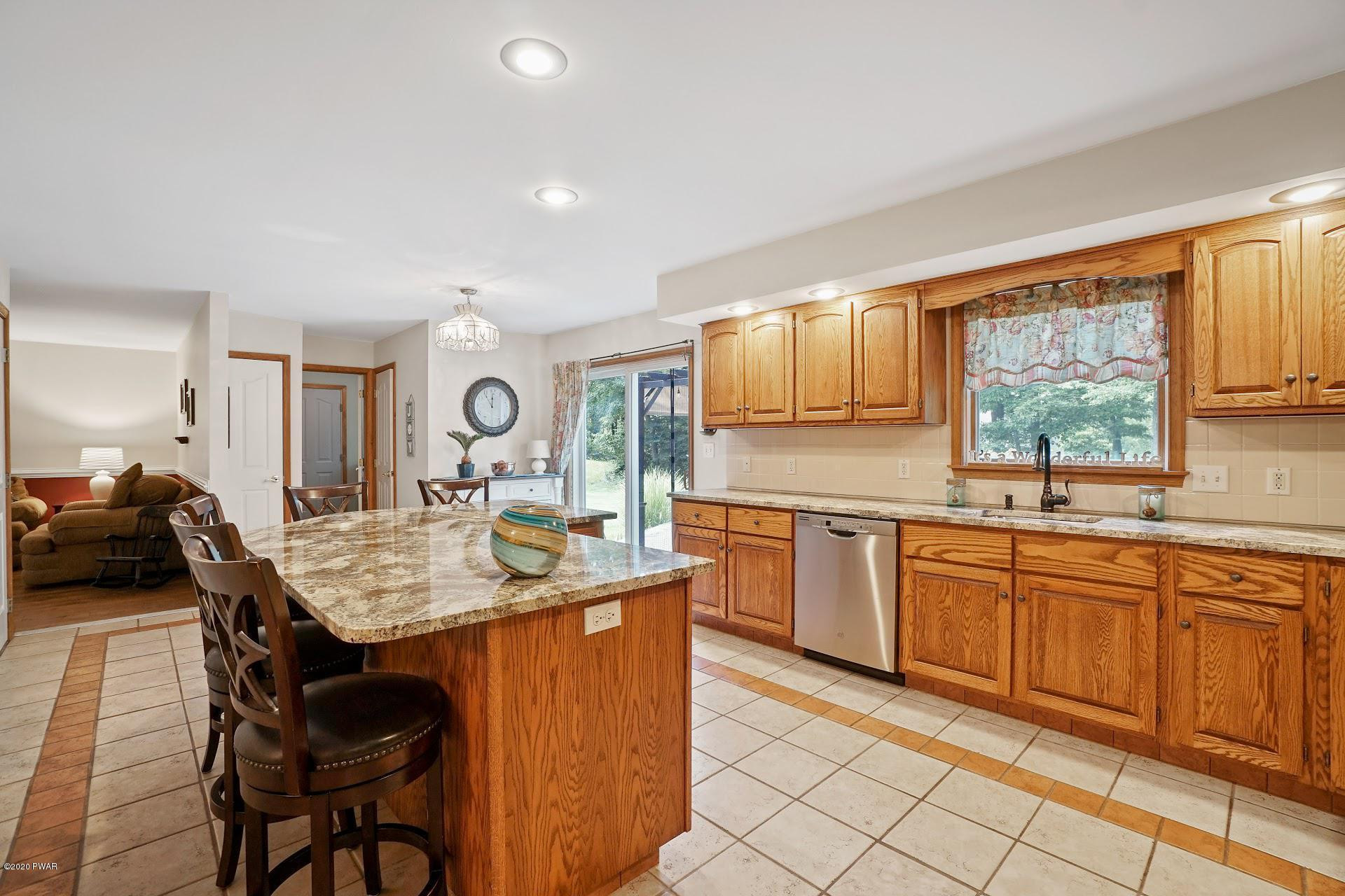 205 Frenchtown Road Milford, PA 18337 - Photo 12 of 32 Granite Counters