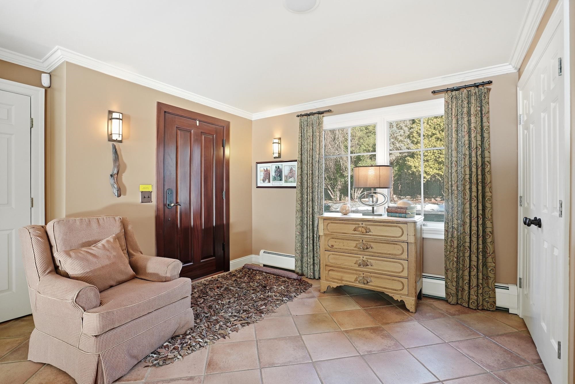 145 Cannon Point Road Charlotte, VT 05445 - Photo 12 of 59