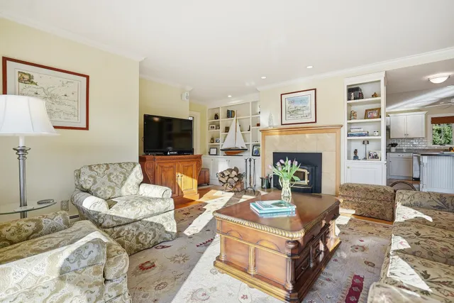 $1,498,000 | 145 Cannon Point Road, Charlotte, VT 05445