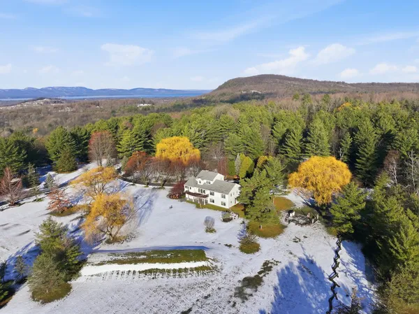 $1,498,000 | 145 Cannon Point Road, Charlotte, VT 05445