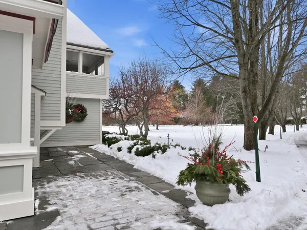 $1,498,000 | 145 Cannon Point Road, Charlotte, VT 05445