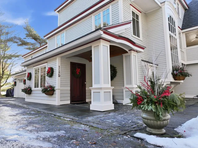 $1,498,000 | 145 Cannon Point Road, Charlotte, VT 05445