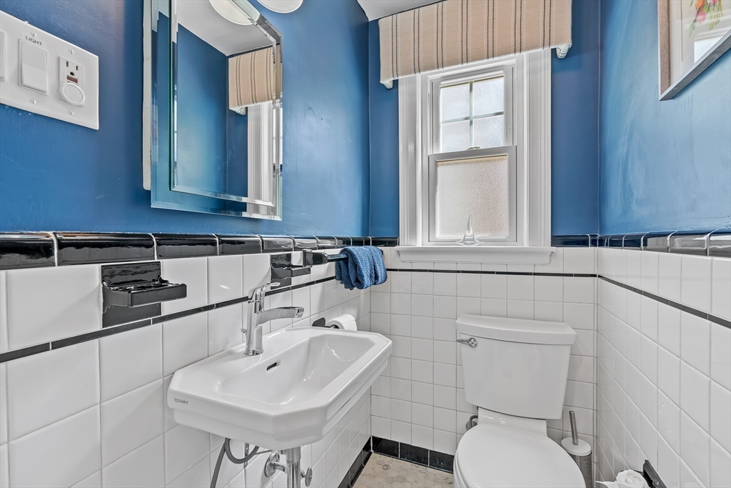 17 Keane Road Boston, MA 02132 - Photo 22 of 42