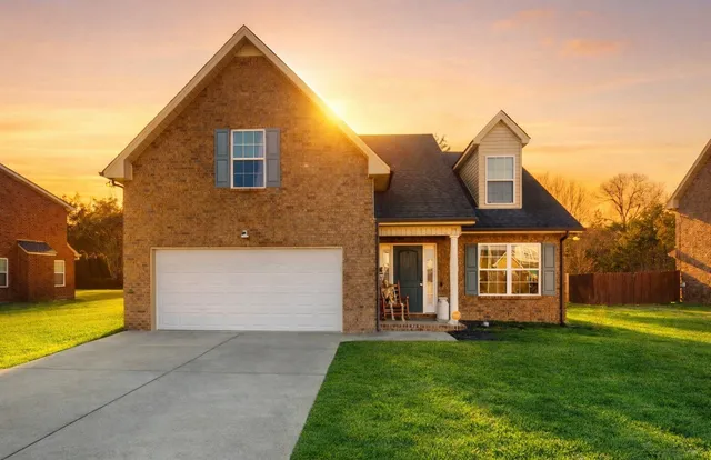 $405,000 | 2415 Auldridge Drive, Christiana, TN 37037