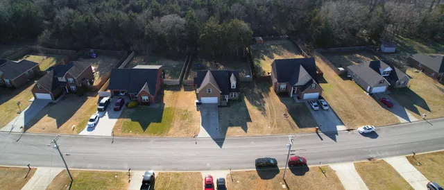 $405,000 | 2415 Auldridge Drive, Christiana, TN 37037