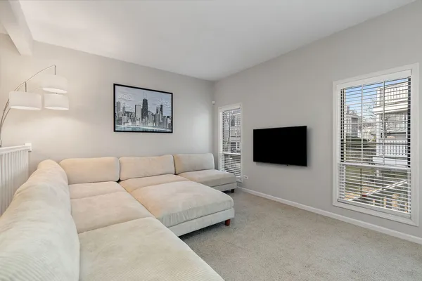 $535,000 | 537 West Parkside Drive, Palatine, IL 60067