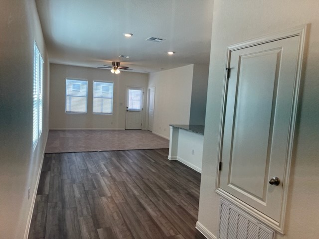 109 Mouflon Road Hutto, TX 78634 - Photo 8 of 38 Gallery Image 8
