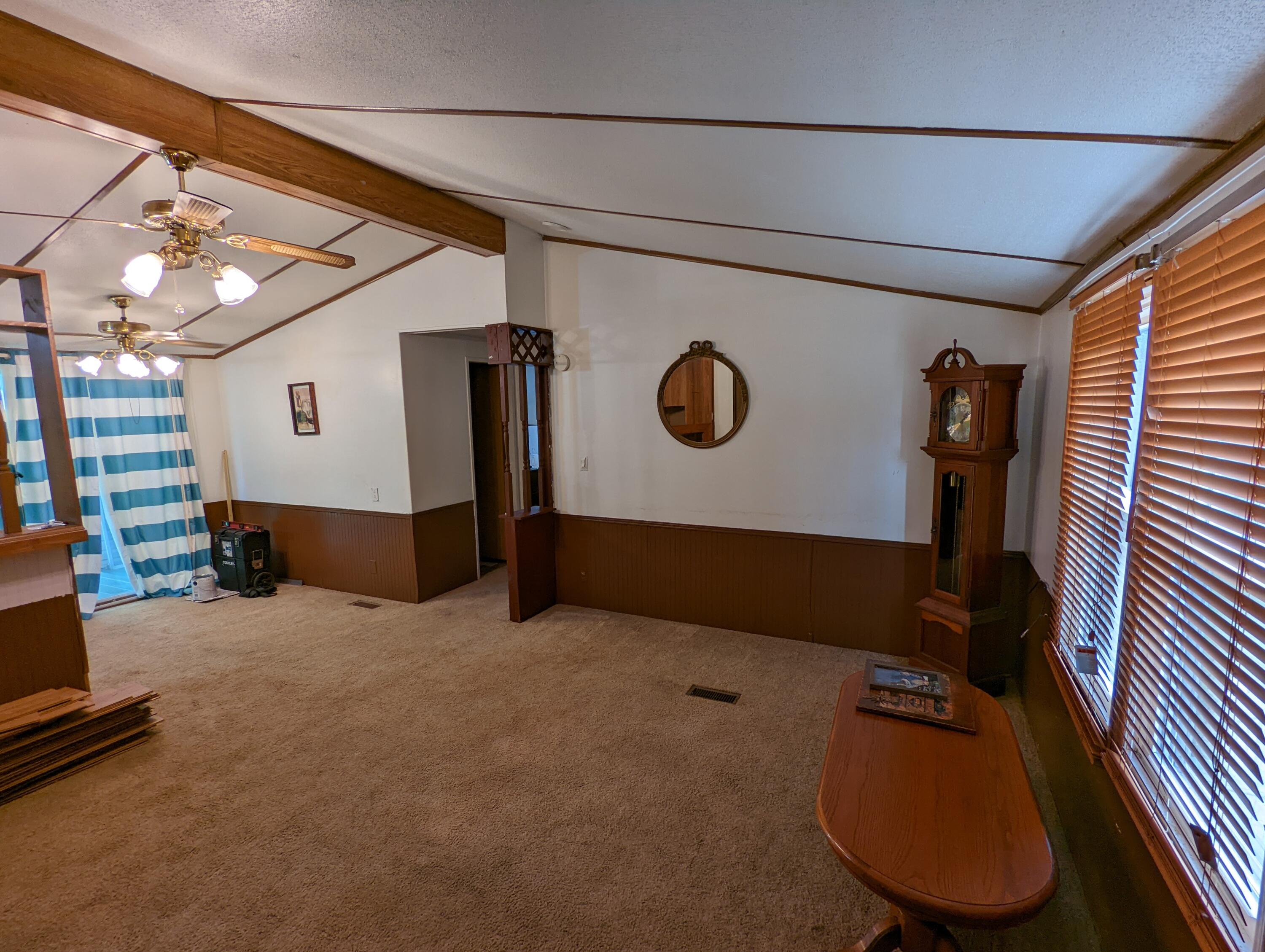 135 Beech Grove Road Telford, TN 37690 - Photo 14 of 33 Living room