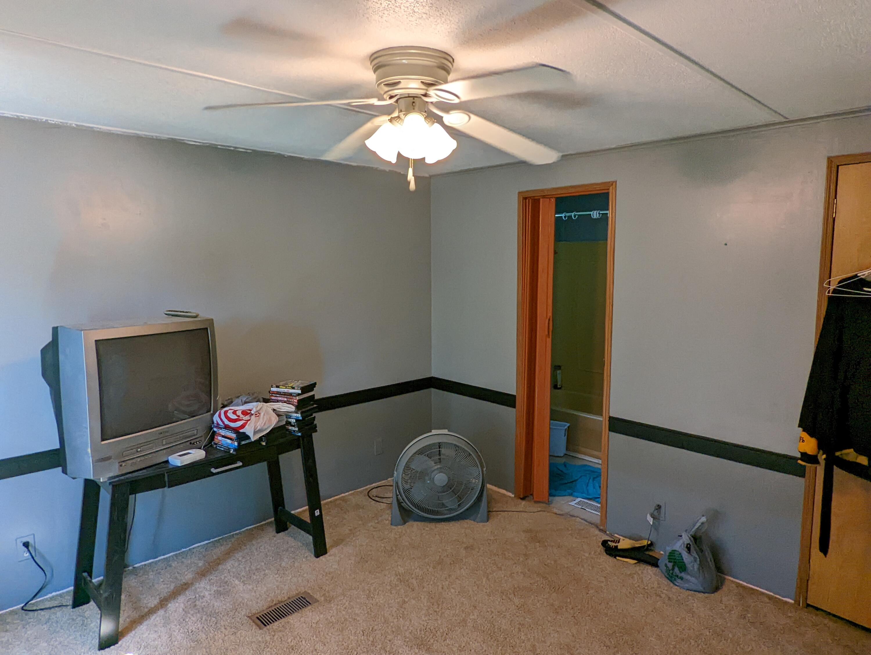 135 Beech Grove Road Telford, TN 37690 - Photo 25 of 33 Main bedroom