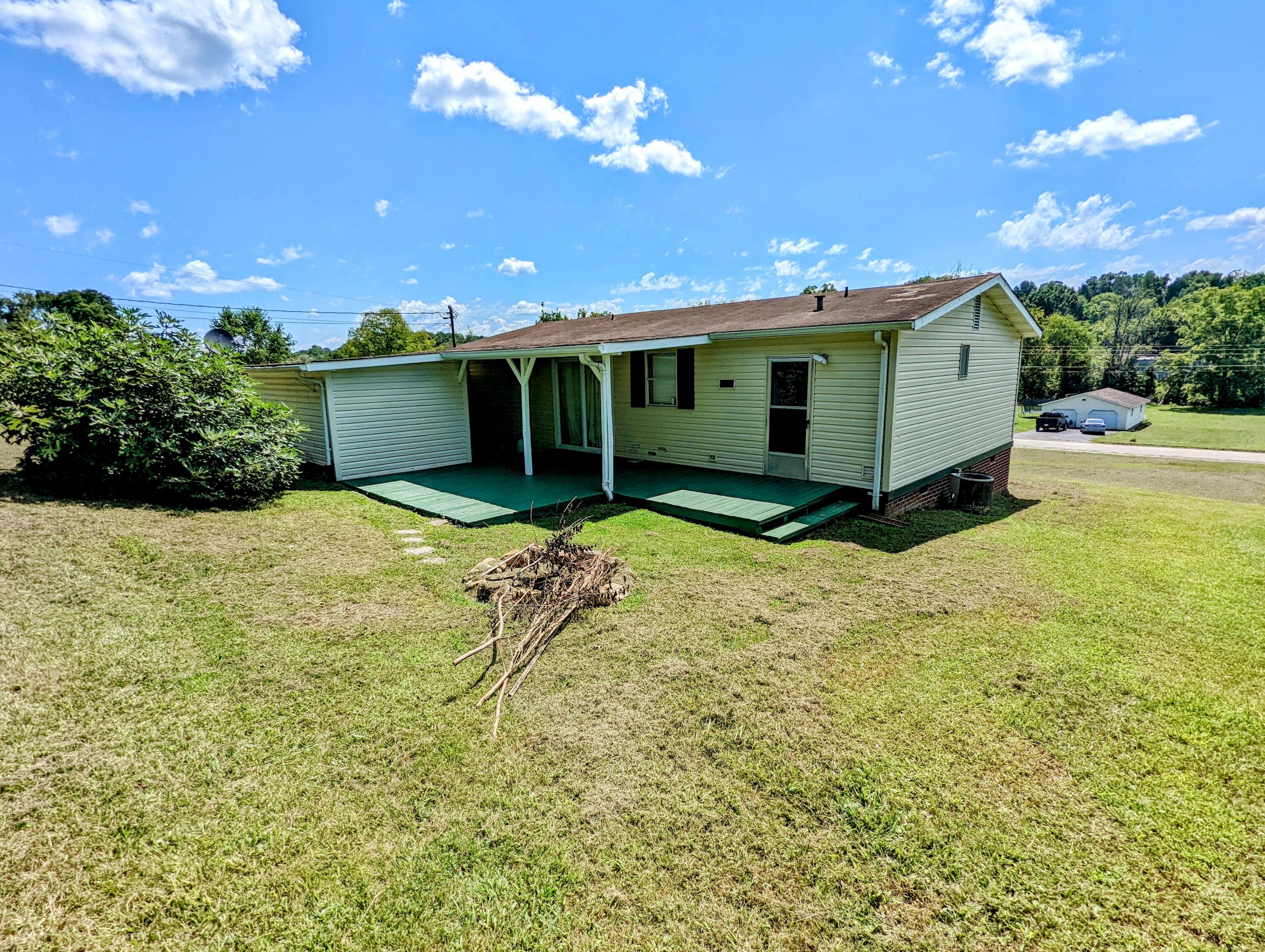 135 Beech Grove Road Telford, TN 37690 - Photo 5 of 33 Rear of home