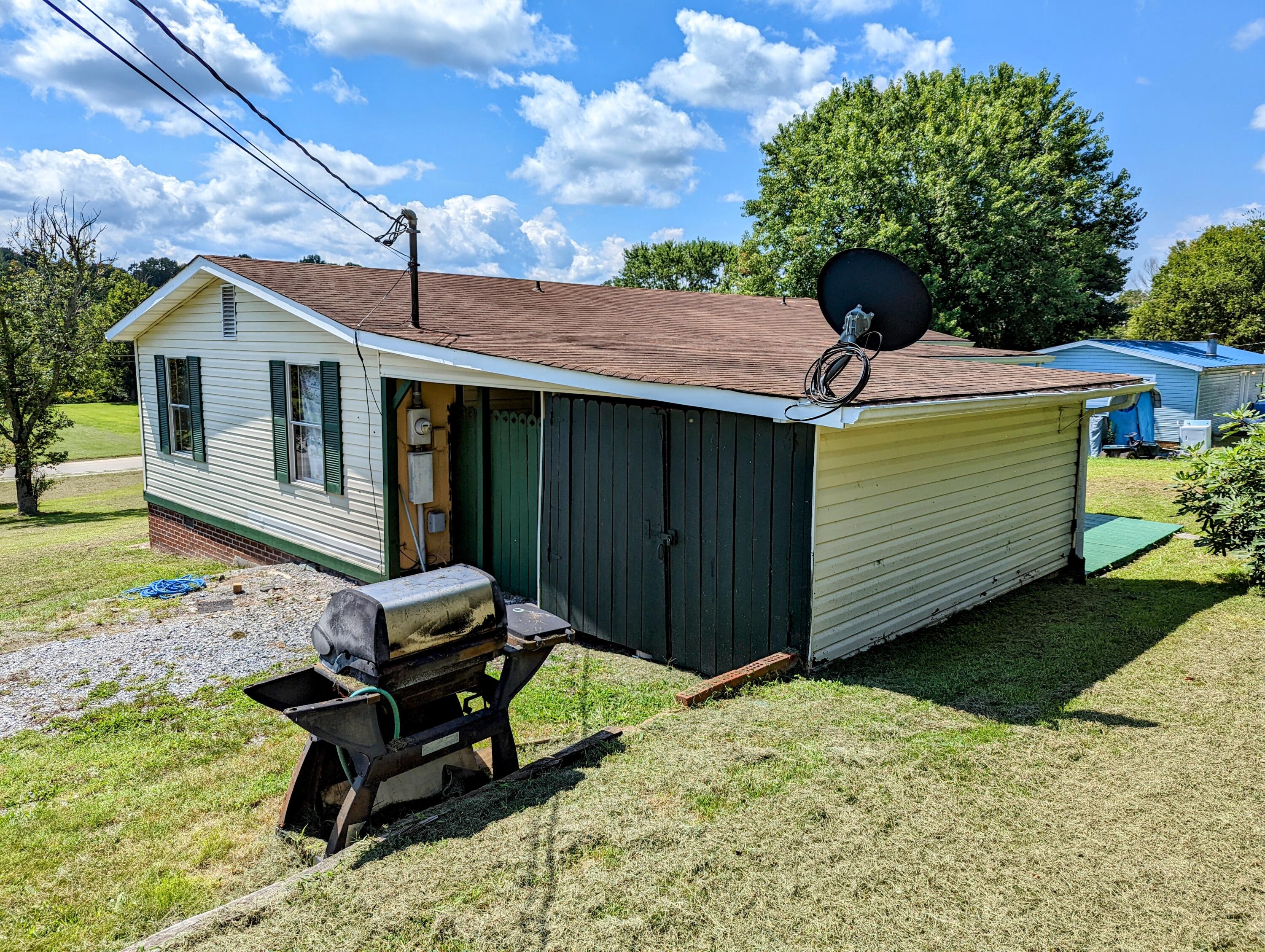 135 Beech Grove Road Telford, TN 37690 - Photo 8 of 33 Rear of home