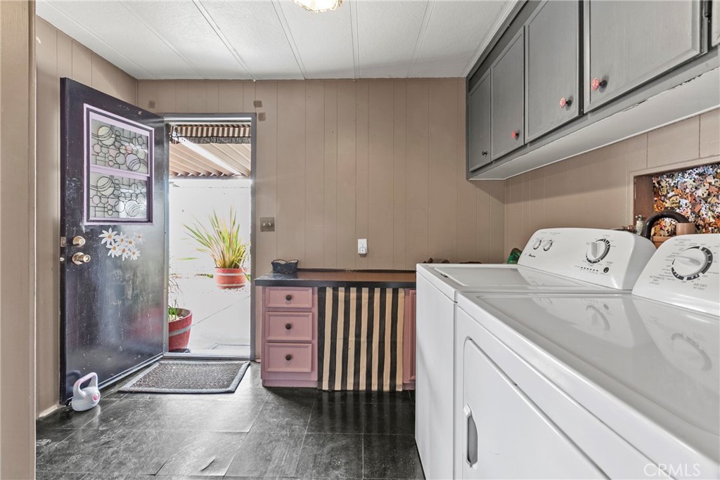519 West Taylor Street, Unit 252 Santa Maria, CA 93458 - Photo 16 of 52 a view of utility room and bedroom