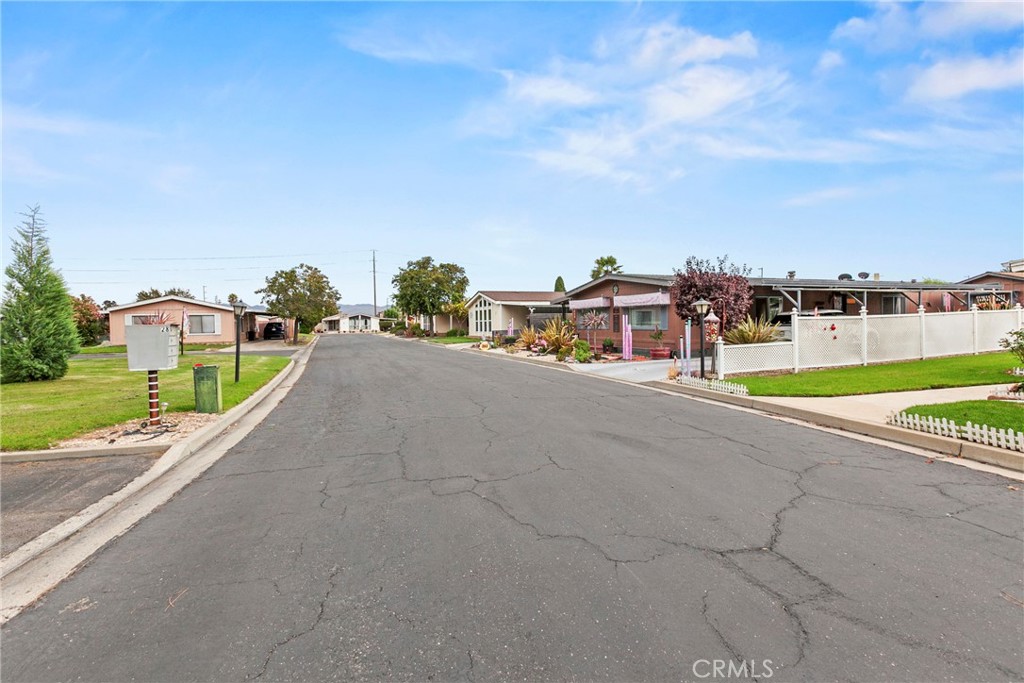 519 West Taylor Street, Unit 252 Santa Maria, CA 93458 - Photo 37 of 52 a view of a terrace with yard