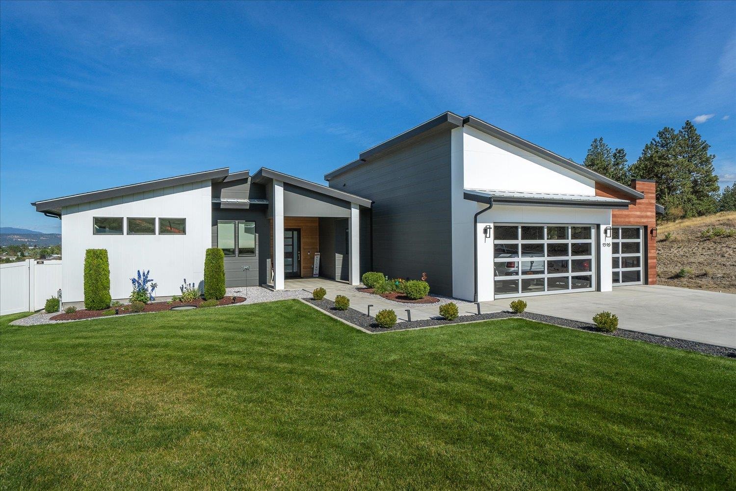1516 South Chapman Road Greenacres, WA 99016 - Photo 2 of 50 Gallery Image 2