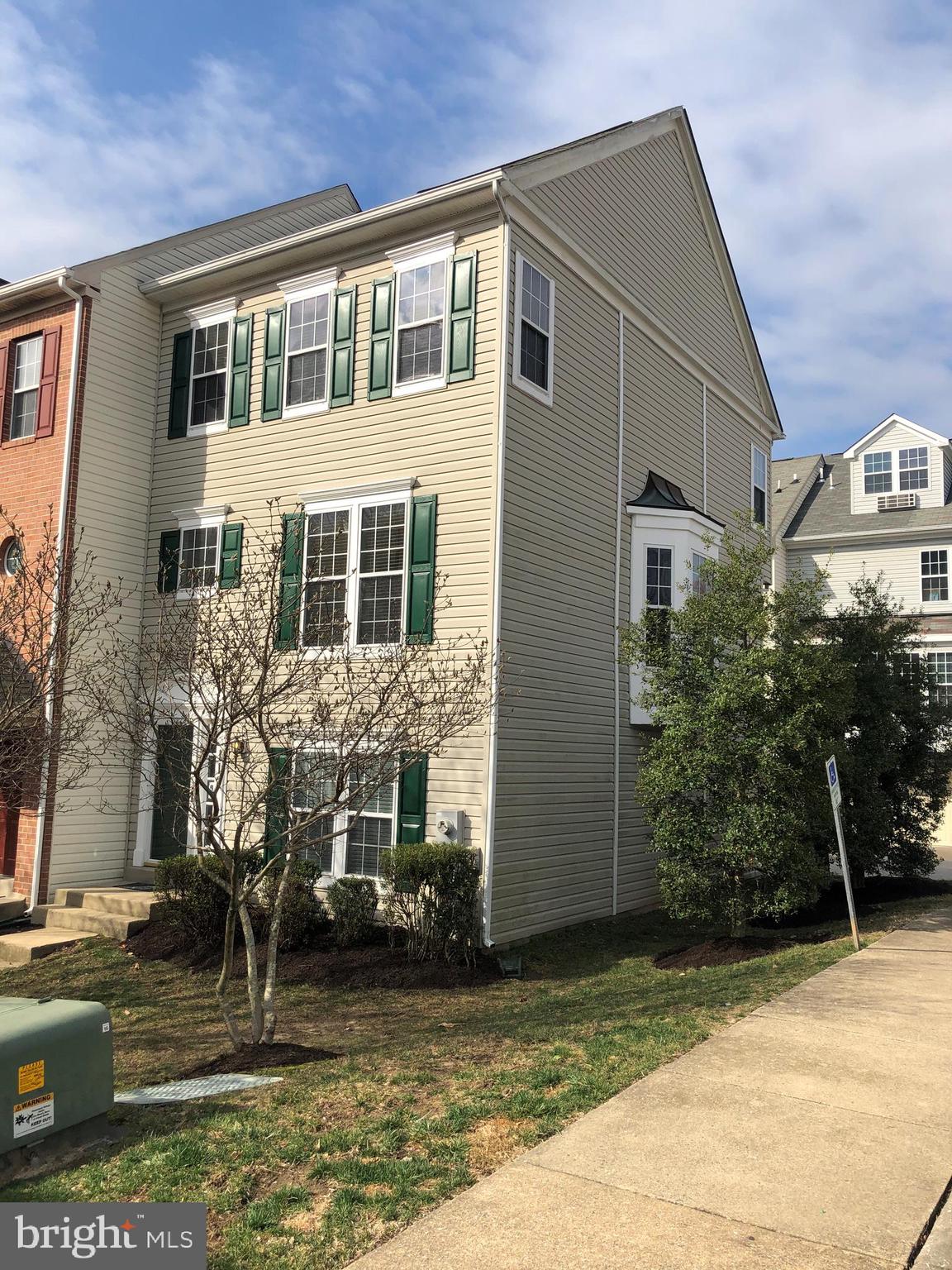 Welcome Home to Your End Unit Townhome in Russett!