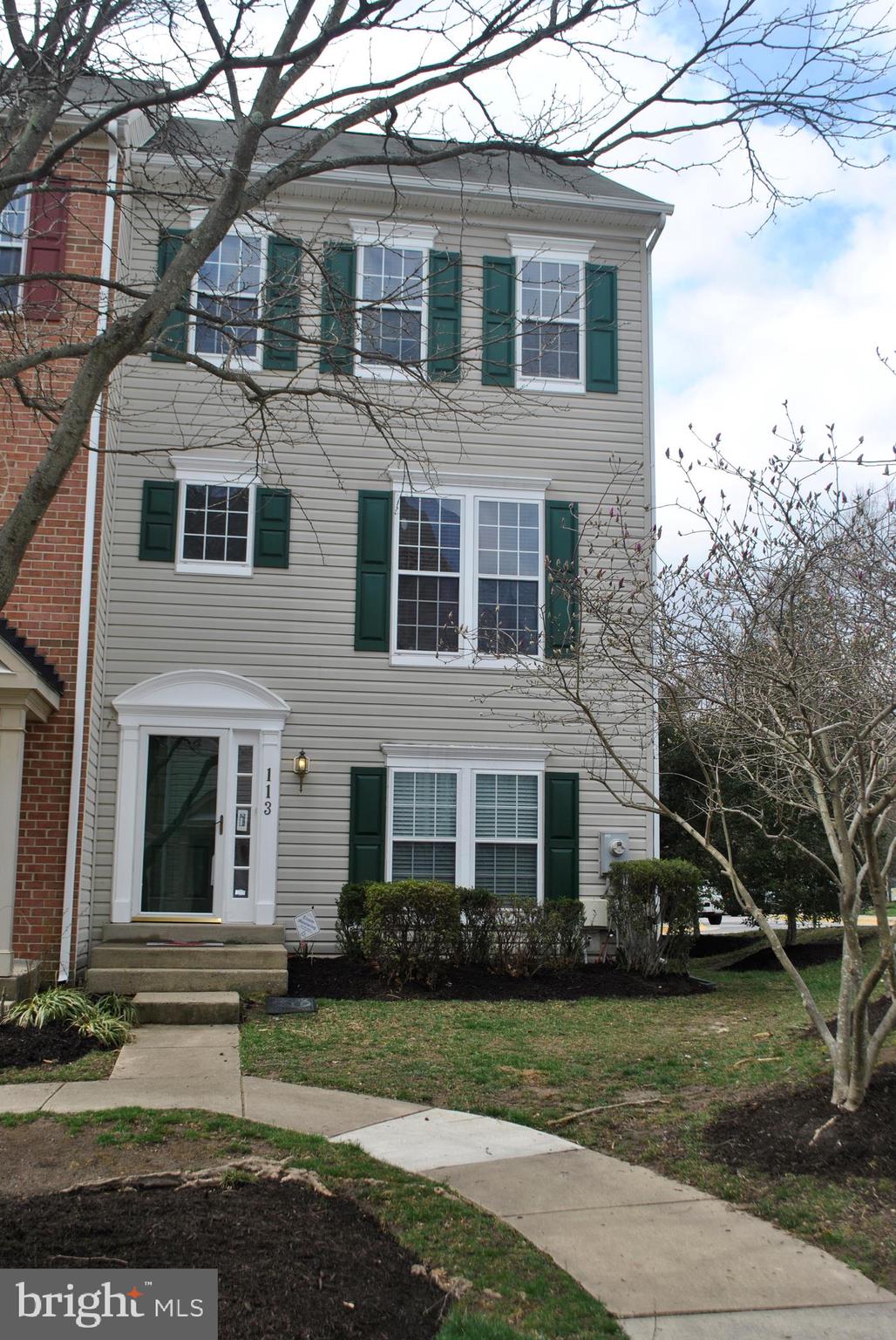 113 Bramble Bush Lane Laurel, MD 20724 - Photo 2 of 30 Take a step inside to see more!