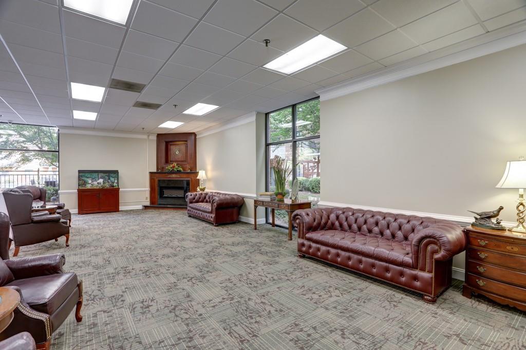 300 Johnson Ferry Road, Unit B607 Atlanta, GA 30328 - Photo 24 of 32