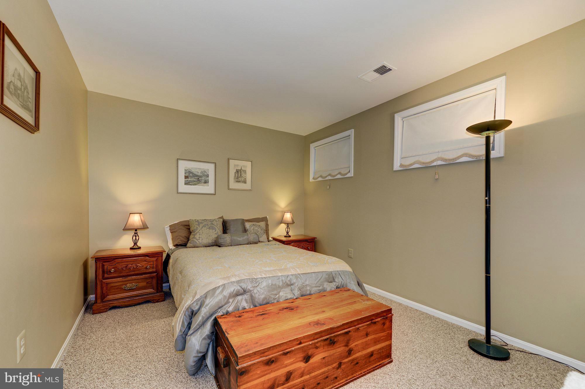 4823 Carriagepark Road Fairfax, VA 22032 - Photo 19 of 30 Bedroom