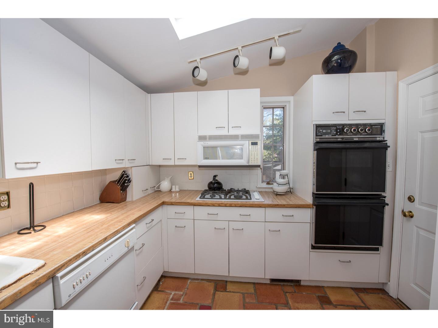 23 Meredith Road Wynnewood, PA 19096 - Photo 15 of 25 Gallery Image 15