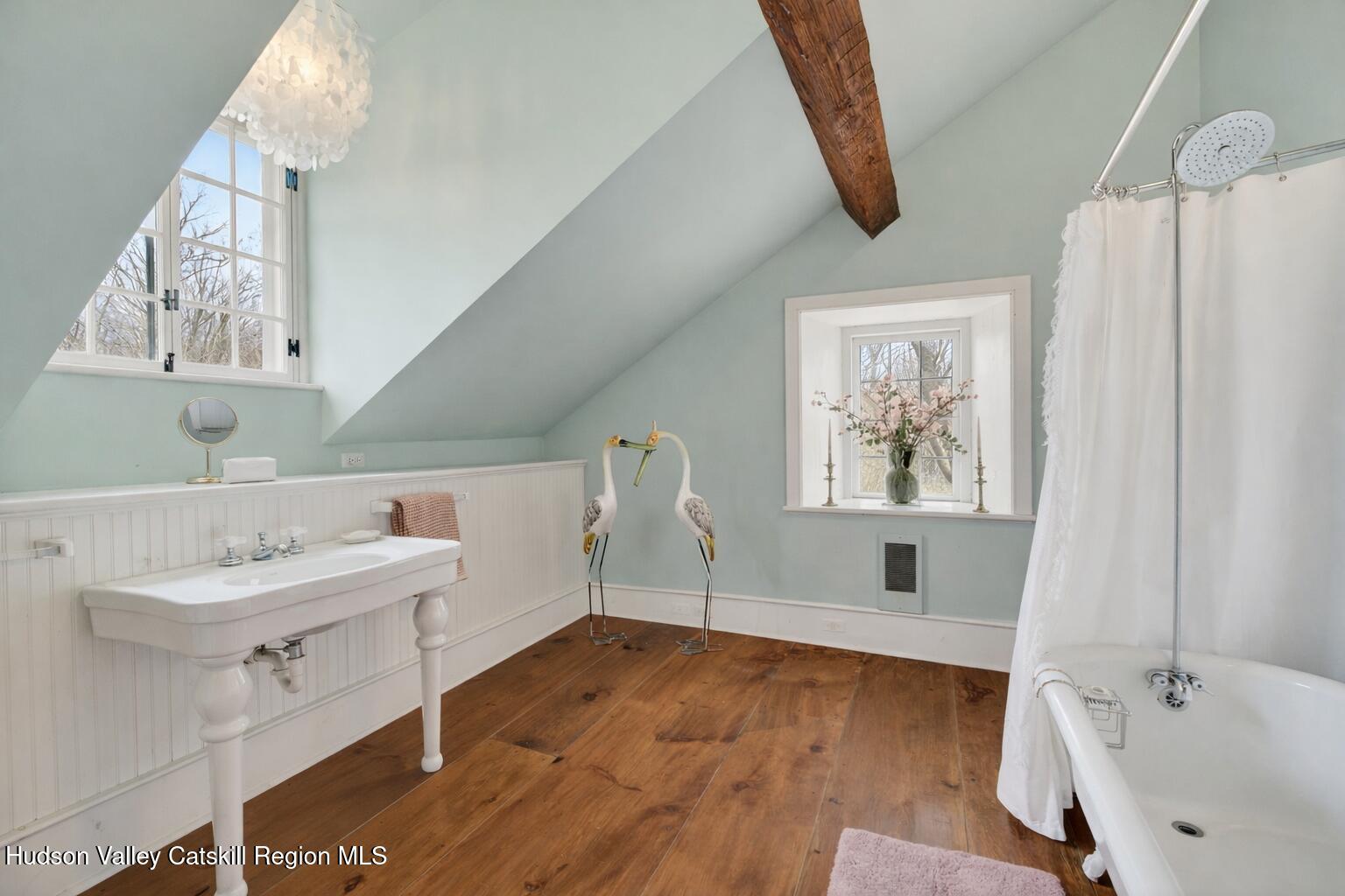 48 Oak Road Saugerties, NY 12477 - Photo 24 of 29 Primary Bathroom