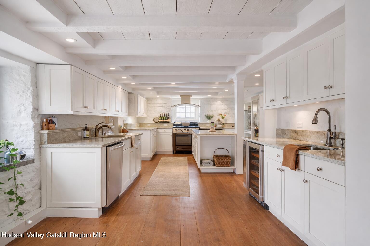 48 Oak Road Saugerties, NY 12477 - Photo 4 of 29 Kitchen