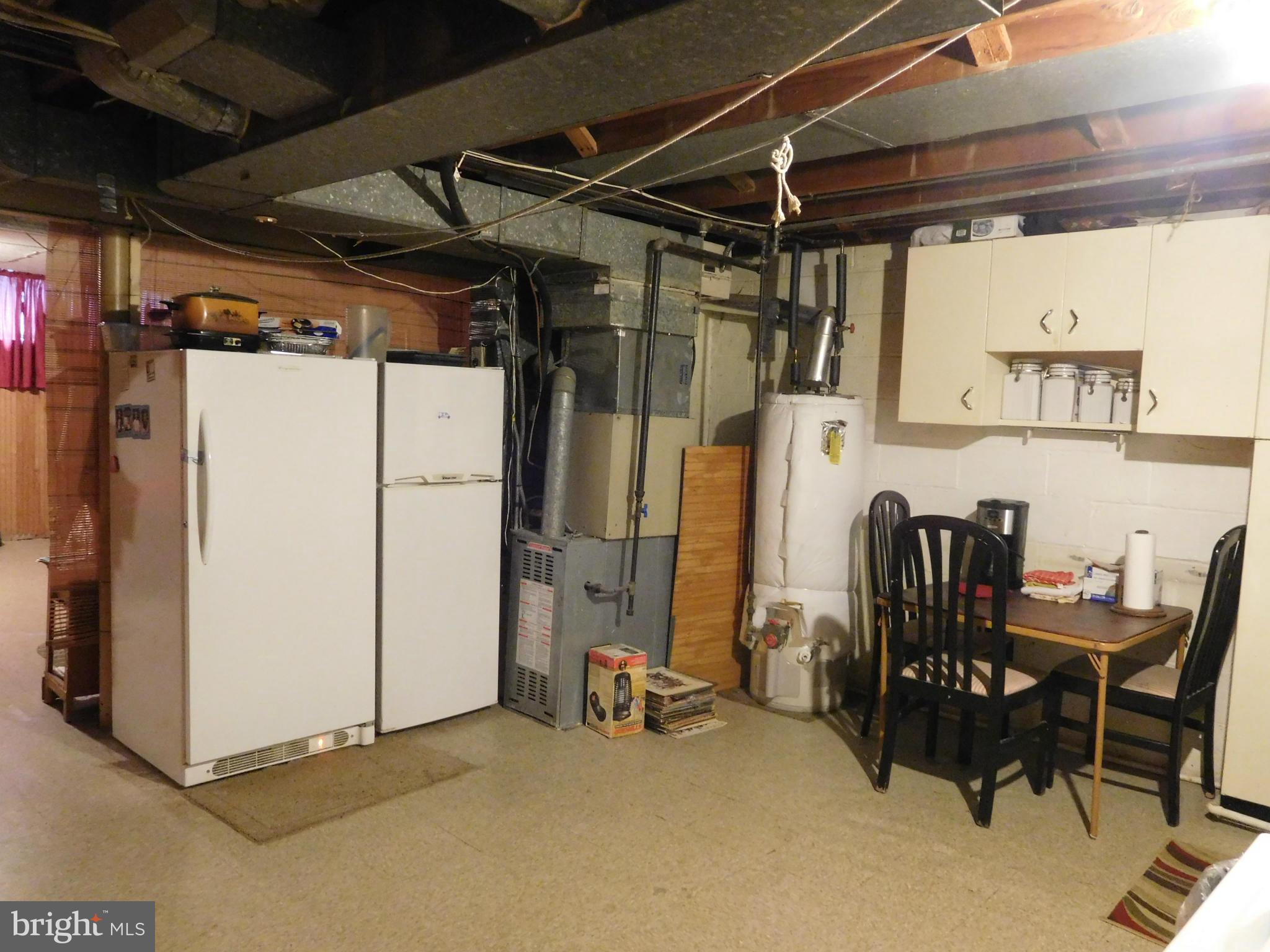 1651 Northbourne Road Baltimore, MD 21239 - Photo 24 of 30 a view of a room with gym equipment