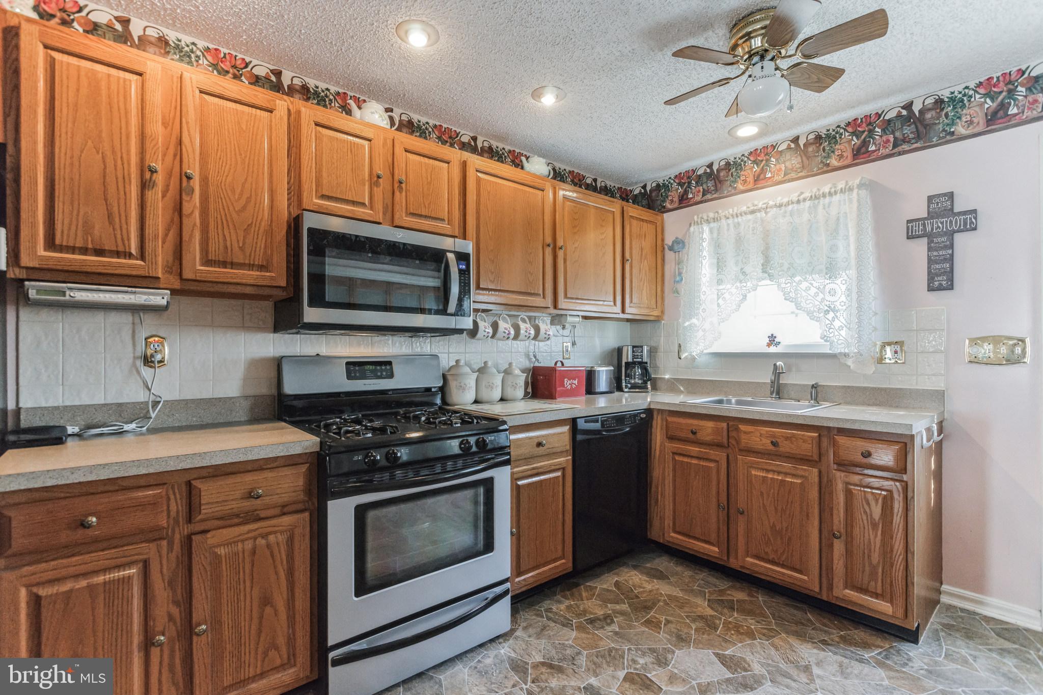 708 Monaco Way Williamstown, NJ 08094 - Photo 8 of 22
