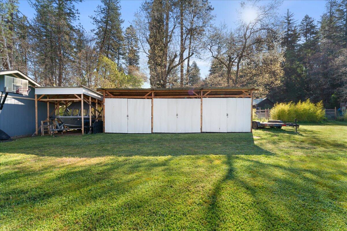 649 Pleasant Valley Road Merlin, OR 97532 - Photo 10 of 57 09-DSC2849