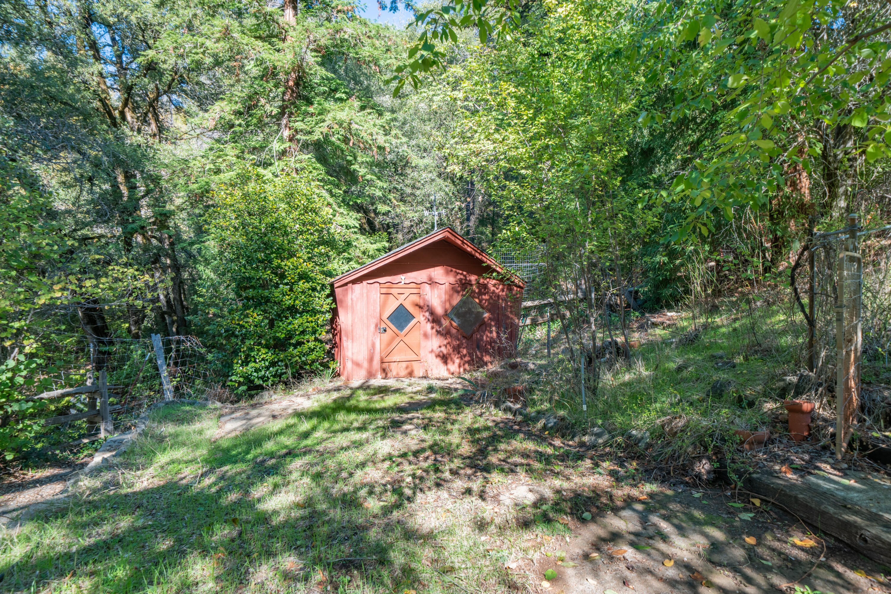 20389 Our Road Lakehead, CA 96051 - Photo 43 of 92 20389 Our Rd-47