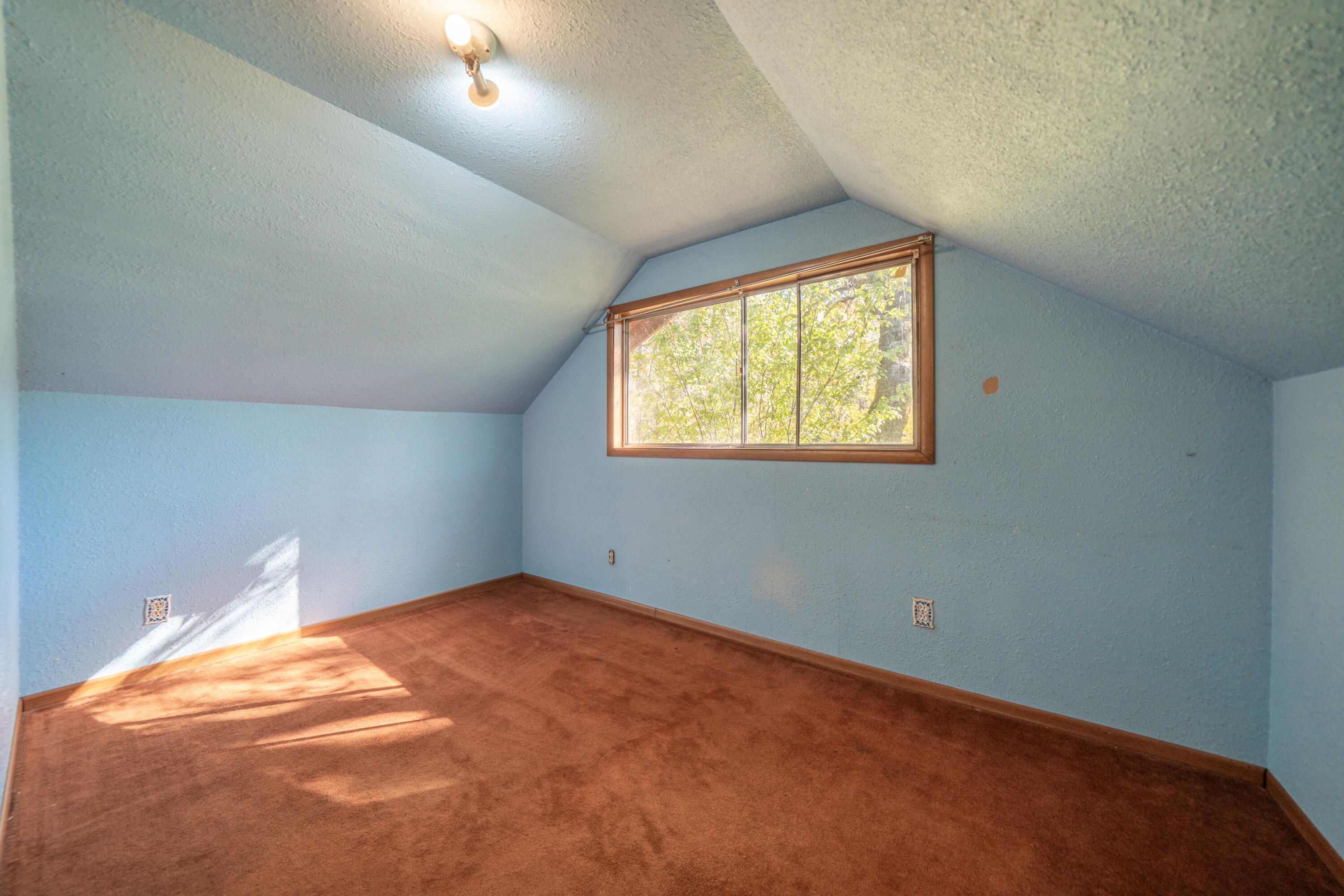 20389 Our Road Lakehead, CA 96051 - Photo 66 of 92 UPSTAIRS BEDROOM #2