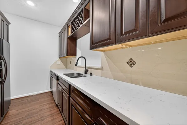 $179,900 | 6000 Reims Road, Unit 2204, Houston, TX 77036