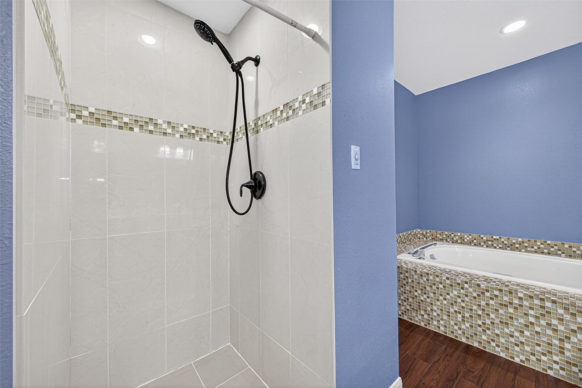 6000 Reims Road, Unit 2204 Houston, TX 77036 - Photo 25 of 37