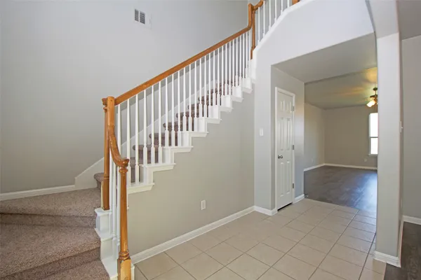 $2,400 | 6800 Cromarty Lane, Austin, TX 78754