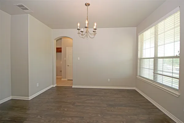 $2,400 | 6800 Cromarty Lane, Austin, TX 78754