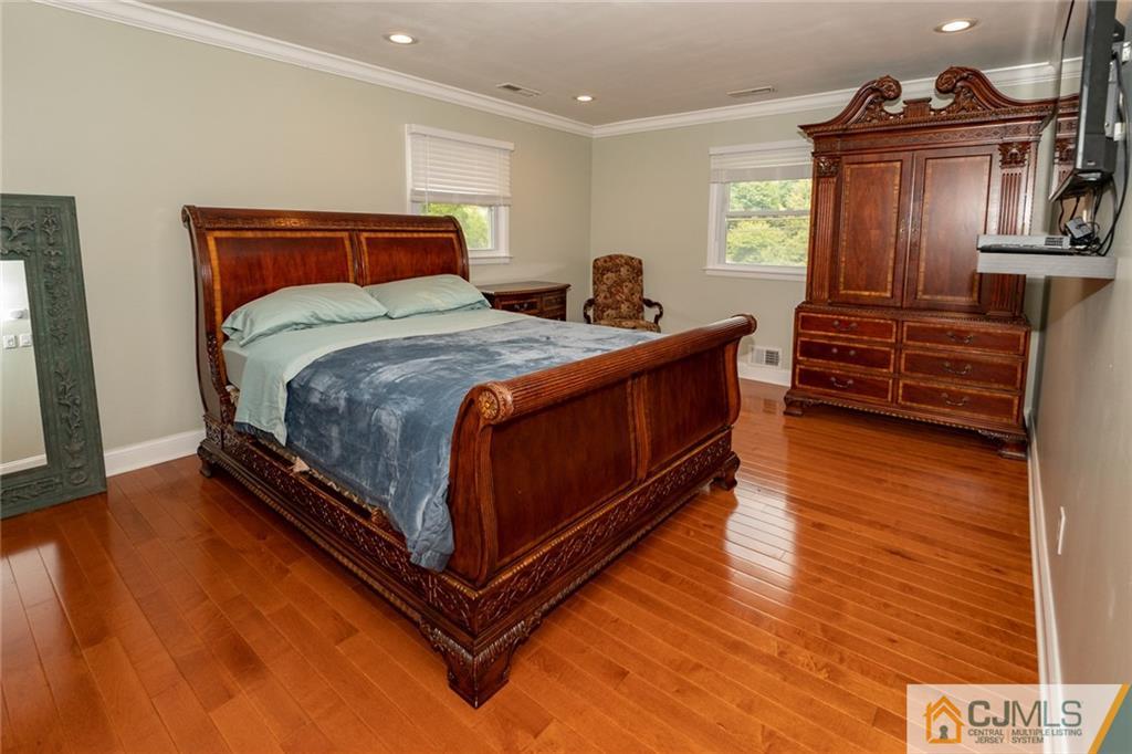 279 Plainfield Road Edison, NJ 08820 - Photo 21 of 43