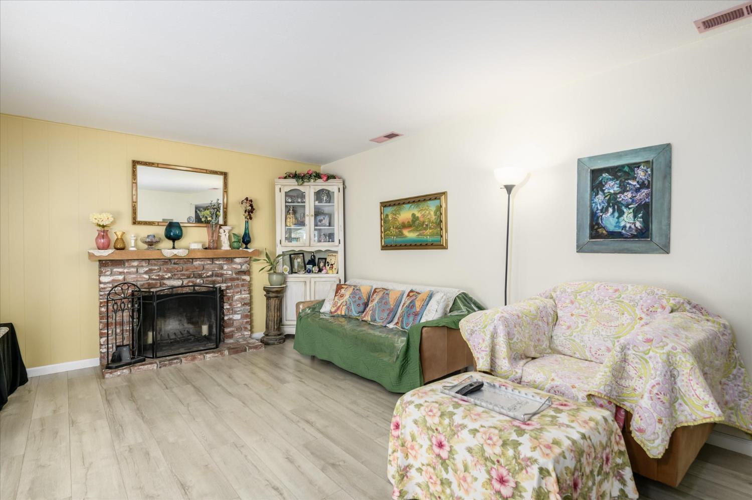 5034 Robander Street Carmichael, CA 95608 - Photo 9 of 35