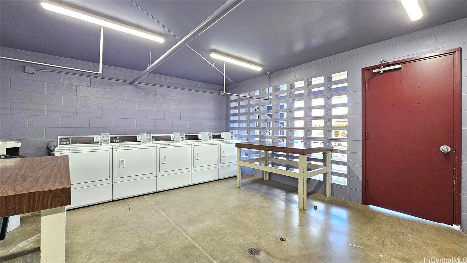 955 Ala Lilikoi Street, Unit 502 Honolulu, HI 96818 - Photo 19 of 21 a utility room with cabinets
