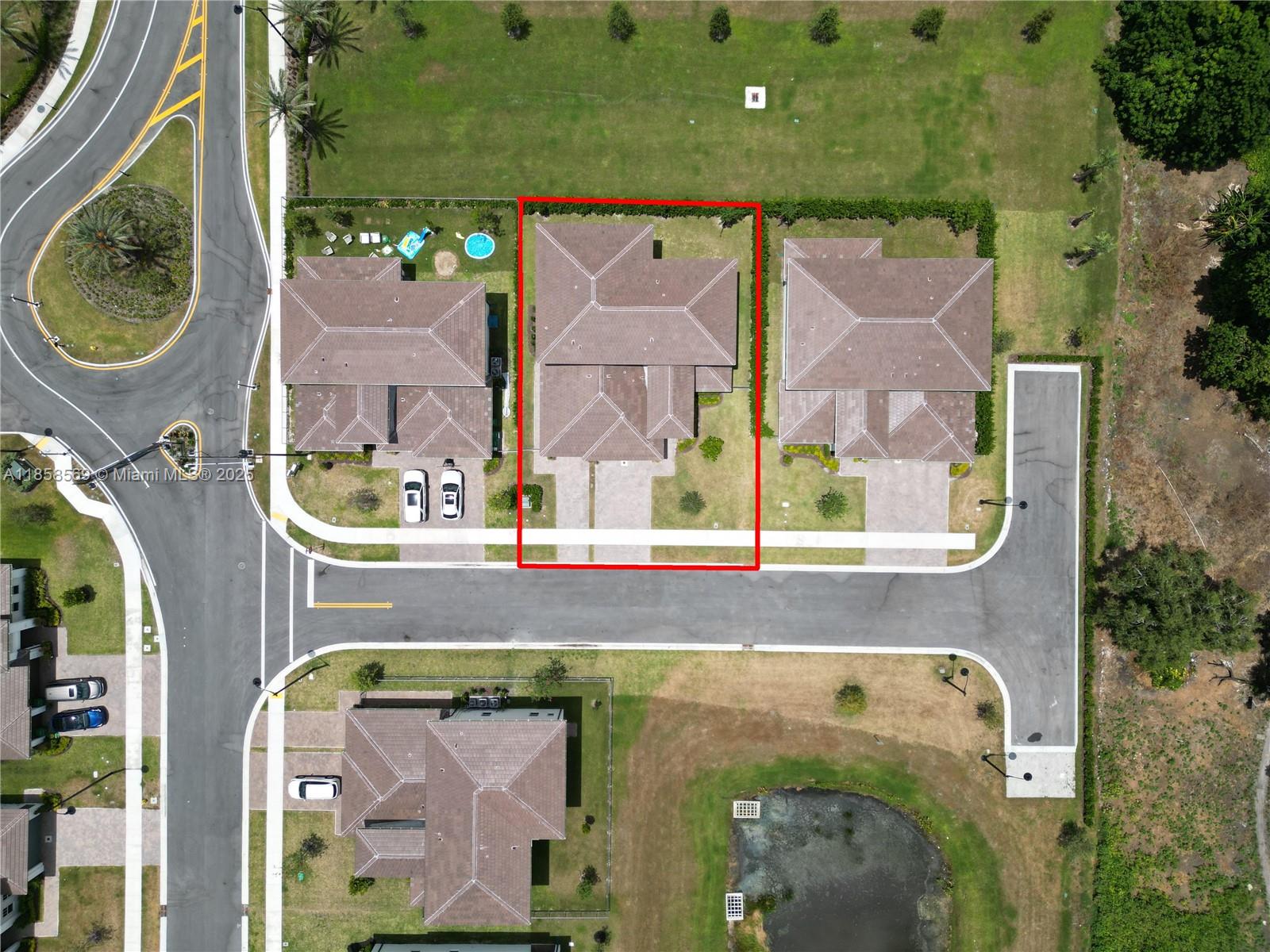 4255 Southwest 123rd Terrace Davie, FL 33330 - Photo 33 of 36