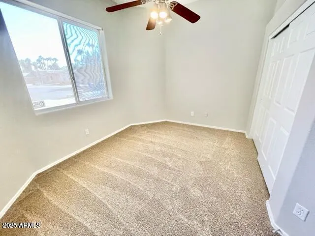 a view of empty room with window