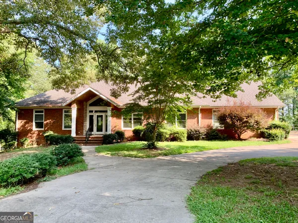 $1,040,000 | 727 Kings Bench Drive, Hartwell, GA 30643
