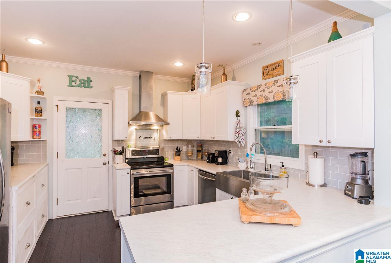 3709 Richelieu Drive Birmingham, AL 35216 - Photo 9 of 34