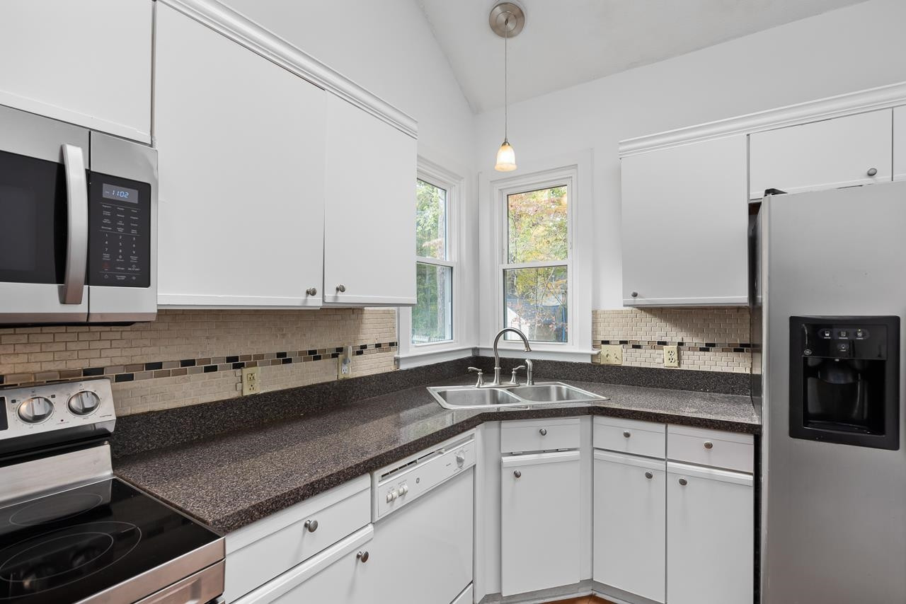 4516 Bartholomew Circle Raleigh, NC 27604 - Photo 10 of 40 Photo 10