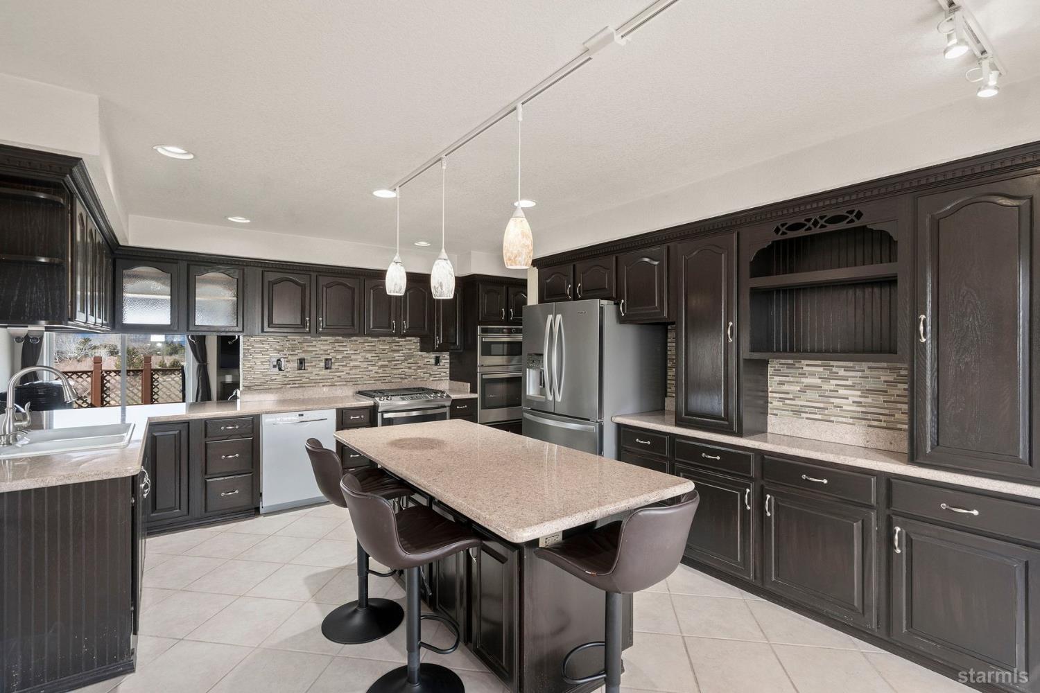 2179 Fish Springs Road Gardnerville, NV 89410 - Photo 10 of 28 Gallery Image 10