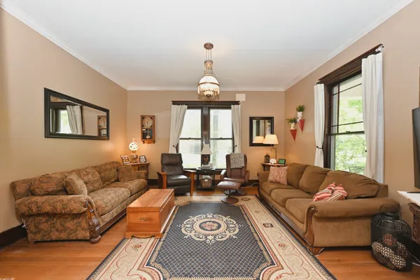 $799,900 | 655 East Main Street, Gallatin, TN 37066