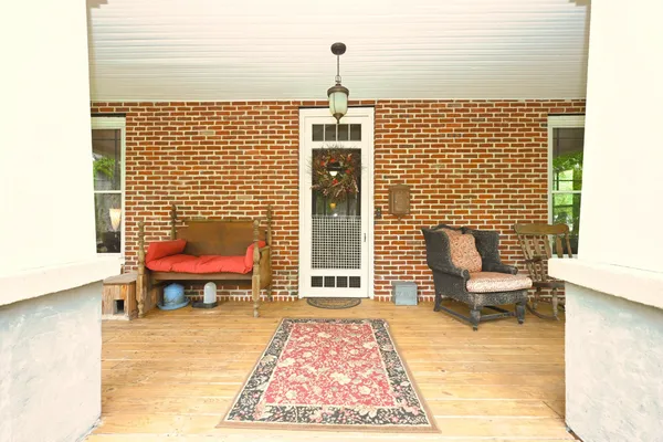 $799,900 | 655 East Main Street, Gallatin, TN 37066