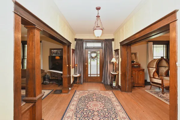 $799,900 | 655 East Main Street, Gallatin, TN 37066